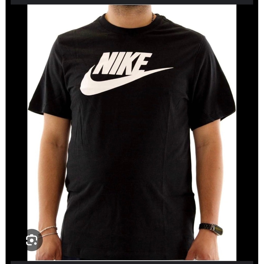 NWT Nike Sportswear Swoosh Logo Tee Black White T Shirt‎ Men's Size M